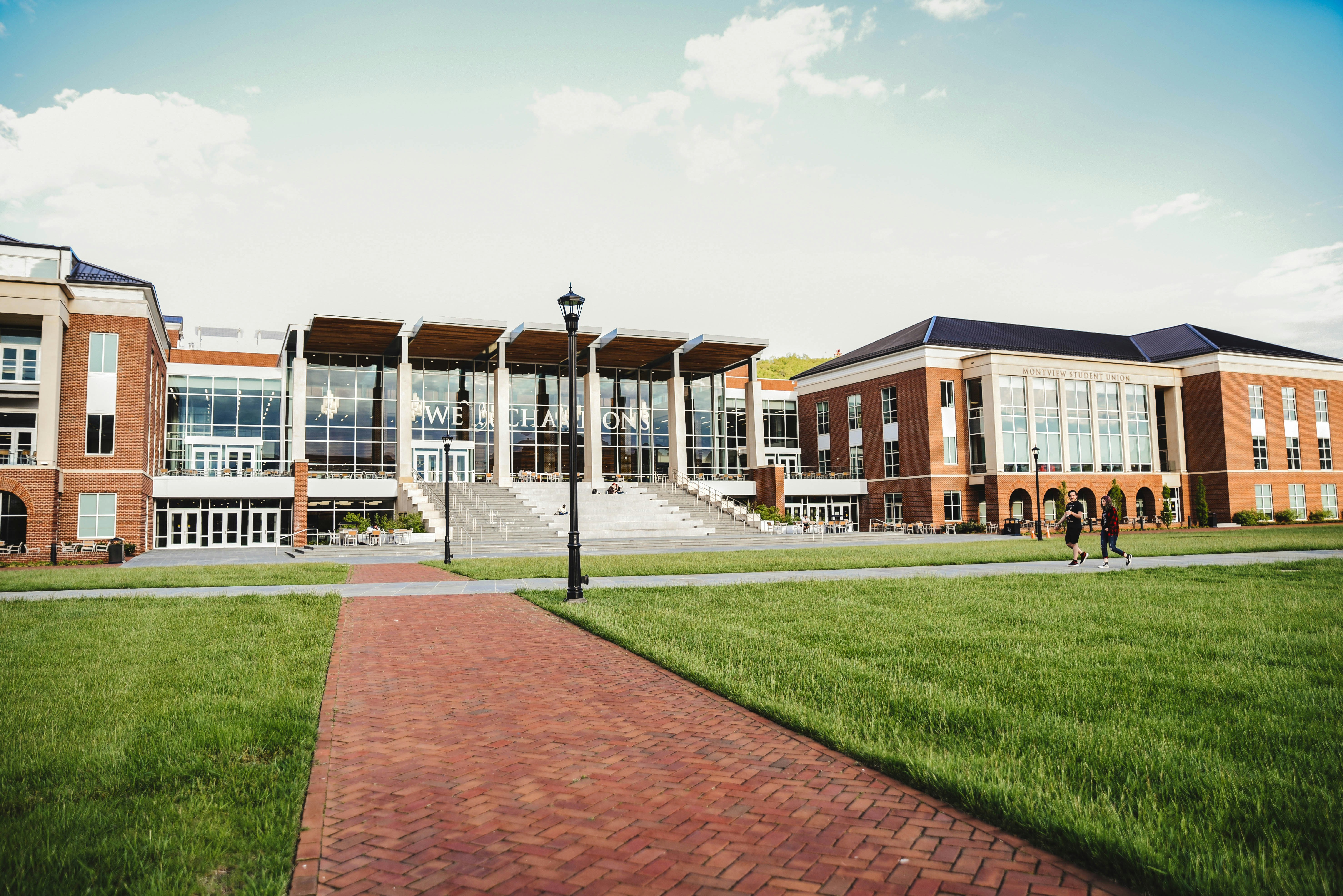 Holliday Montessori School gallery image
